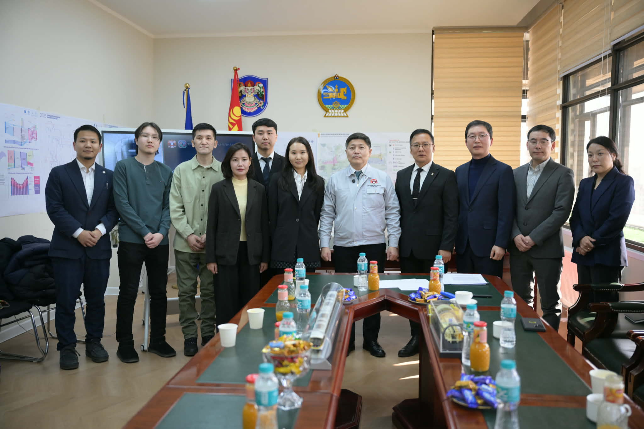 Метроны чиглэлээр БНСУ-д магистрт суралцах долоон оюутантай хариуцлагын гэрээ байгууллаа